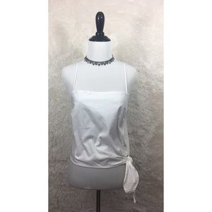 🌻 3/$35 Express White Spaghetti Strap Crop Top